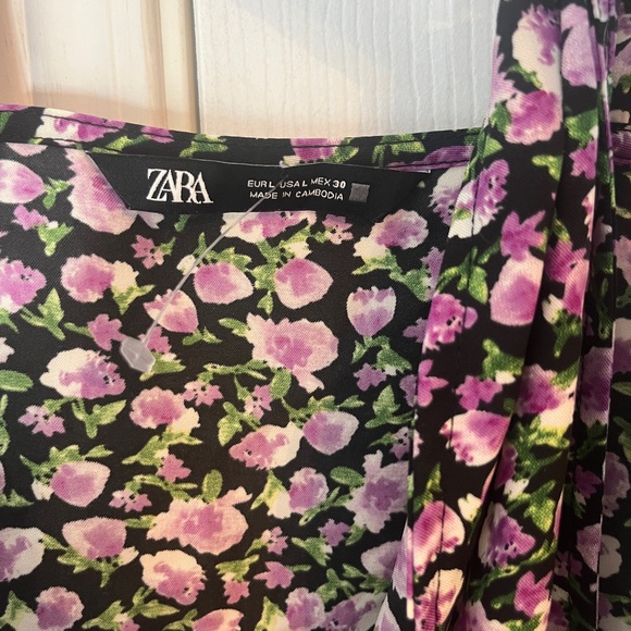 Zara keyhole tank top - Picture 2 of 3